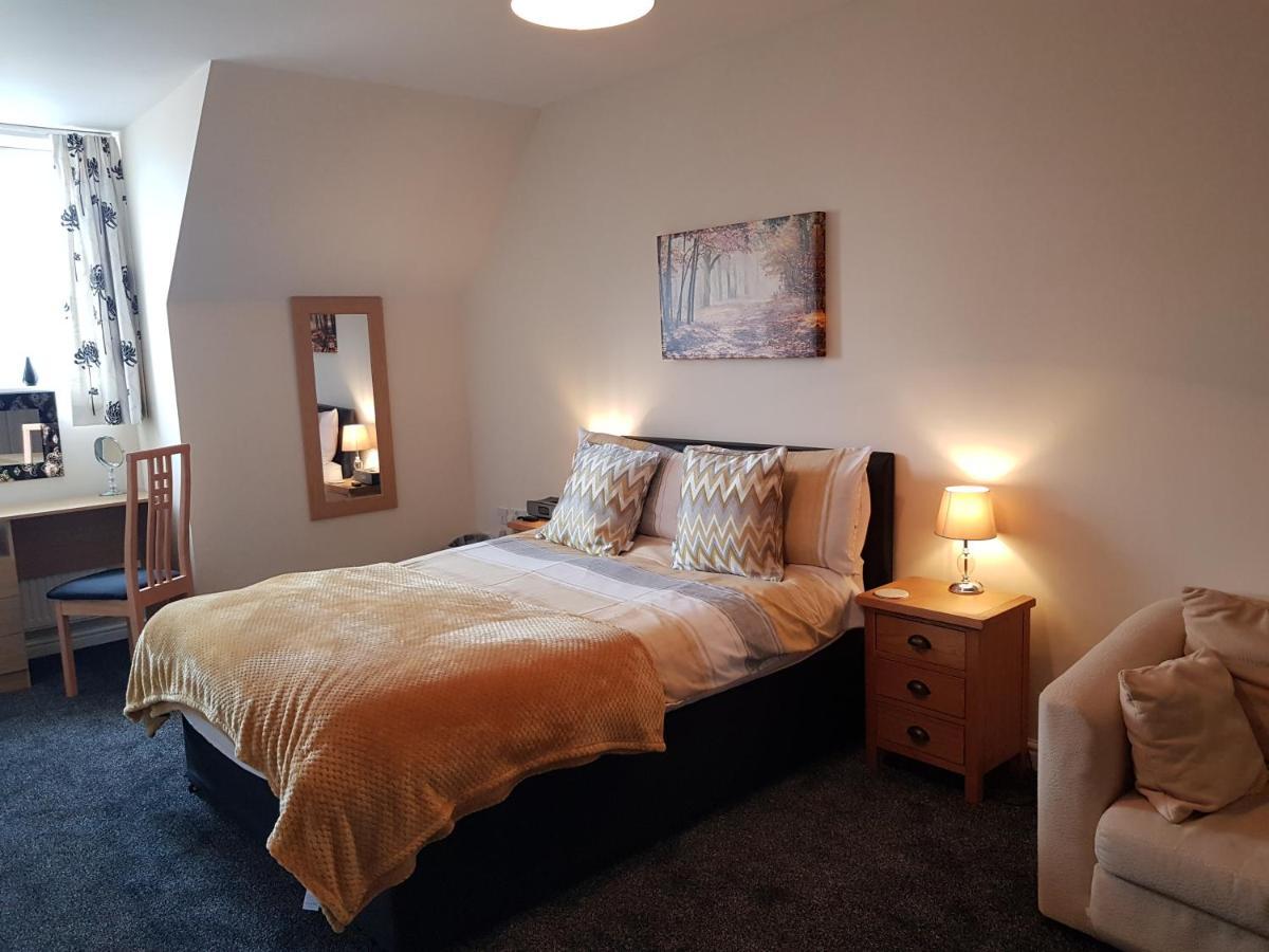 Park View Chase Villa York Exterior foto